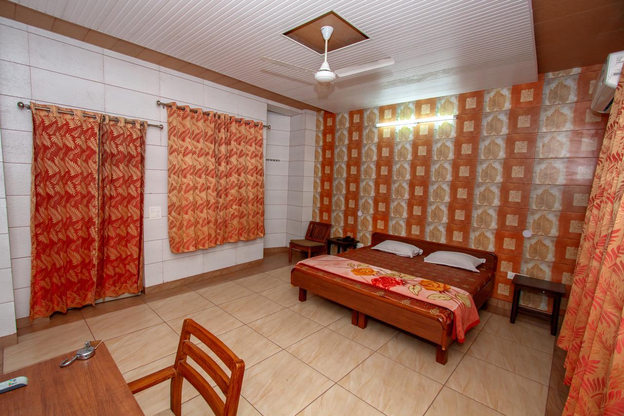 National Guest House Jalandhar Eksteriør billede